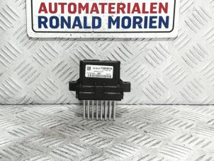 Gebruikte Kachel Weerstand Opel Karl 1.0 12V Prijs € 25,00 Margeregeling aangeboden door Automaterialen Ronald Morien B.V.