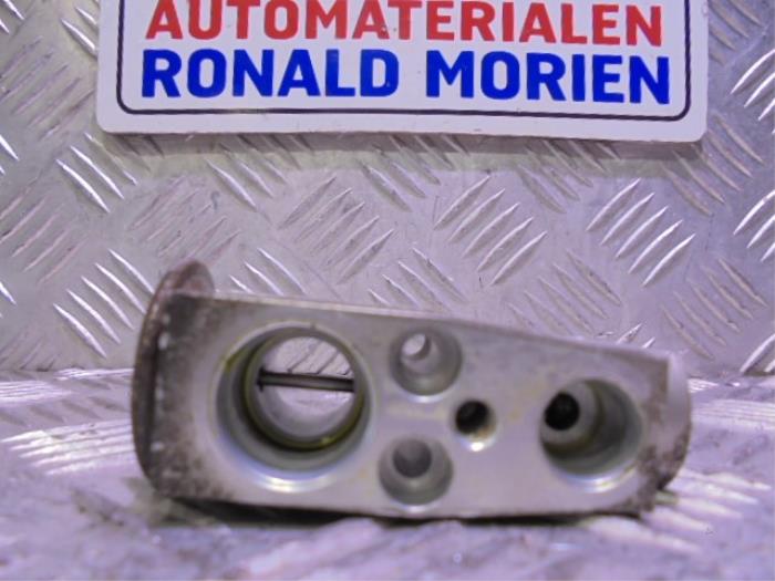 Gebruikte Airco expansieklep Seat Leon (5FB) 1.6 TDI Ecomotive 16V Prijs € 25,00 Margeregeling aangeboden door Automaterialen Ronald Morien B.V.