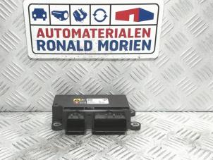 Gebruikte Module Airbag Opel Corsa E 1.0 SIDI Turbo 12V Prijs € 65,00 Margeregeling aangeboden door Automaterialen Ronald Morien B.V.