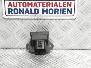 Gebruikte Module brandstof ADM Ford Transit Custom 2.0 TDCi 16V Eco Blue 105 Prijs € 14,99 Inclusief btw aangeboden door Automaterialen Ronald Morien B.V.