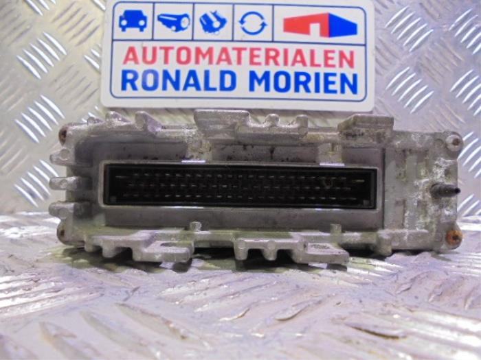 Gebruikte Computer Motormanagement Volkswagen Golf III Variant (1H5) 1.9 CL,GL SDI Prijs € 39,00 Margeregeling aangeboden door Automaterialen Ronald Morien B.V.