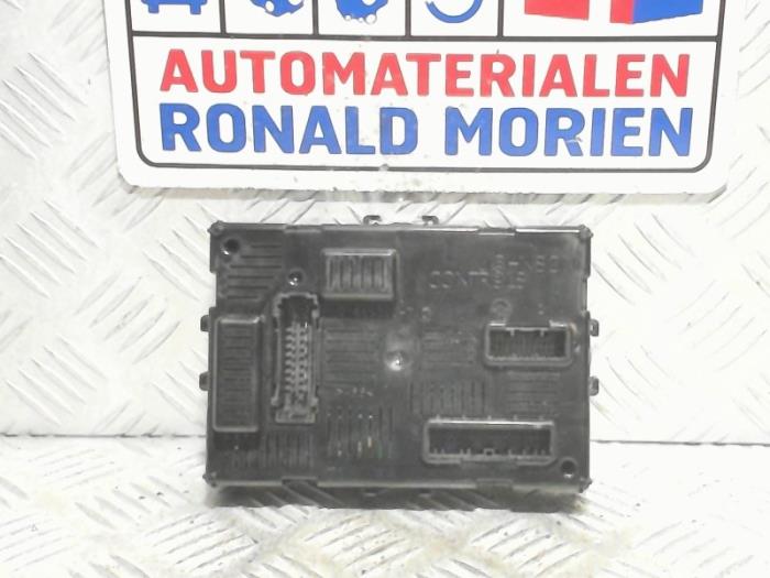 Gebruikte Computer Body Control Renault Clio III (BR/CR) 1.5 dCi 75 FAP Prijs € 45,00 Margeregeling aangeboden door Automaterialen Ronald Morien B.V.