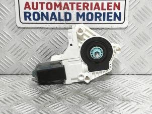 Gebruikte Raammotor Portier Audi A5 Sportback Quattro (B8H/B8S) 2.0 TDI 16V Prijs € 19,00 Inclusief btw aangeboden door Automaterialen Ronald Morien B.V.