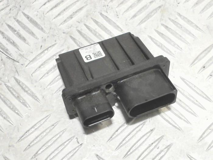 Gebruikte Adblue Computer Volkswagen Golf VII (AUA) 2.0 TDI 150 16V Prijs € 22,99 Inclusief btw aangeboden door Automaterialen Ronald Morien B.V.