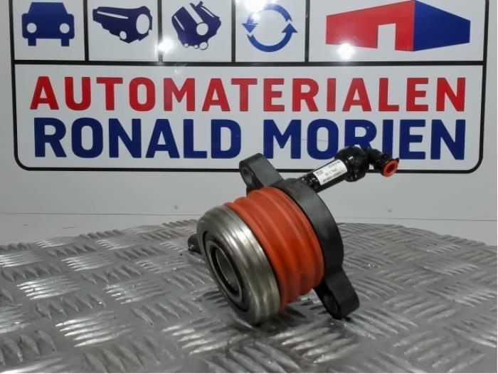 Nieuwe Druklager Nissan Qashqai (J11) 1.5 dCi 115 Prijs € 78,65 Inclusief btw aangeboden door Automaterialen Ronald Morien B.V.