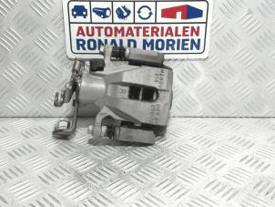 Gebruikte Remklauw (Tang) rechts-achter Mini Clubman (F54) 1.5 Cooper 12V Prijs € 59,00 Margeregeling aangeboden door Automaterialen Ronald Morien B.V.