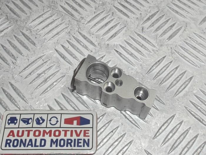 Gebruikte Airco expansieklep Suzuki Baleno (EW/FW) 1.2 Dual Jet 16V Hybrid Prijs € 25,00 Margeregeling aangeboden door Automaterialen Ronald Morien B.V.