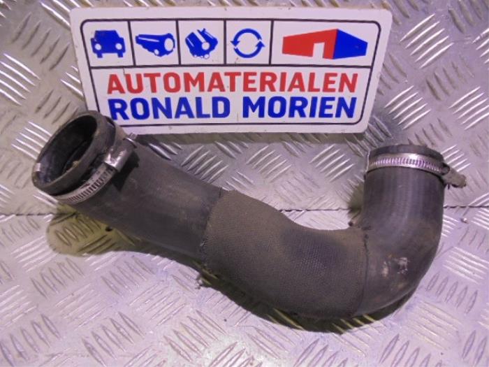 Gebruikte Intercooler Buis Ford Transit Custom 2.2 TDCi 16V Prijs € 17,00 Margeregeling aangeboden door Automaterialen Ronald Morien B.V.