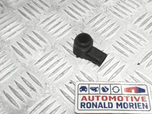 Gebruikte Parkeersensor Volkswagen Golf VI (5K1) 1.4 TSI 160 16V Prijs € 29,00 Margeregeling aangeboden door Automaterialen Ronald Morien B.V.