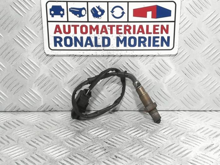 Gebruikte Lambda Sonde Volkswagen Golf VI (5K1) 1.4 TSI 160 16V Prijs € 20,00 Margeregeling aangeboden door Automaterialen Ronald Morien B.V.