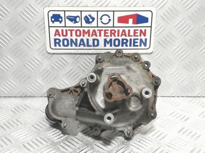Waterpomp van een Ford Transit Custom 2.2 TDCi 16V 2014