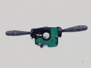 Gebruikte Combischakelaar Stuurkolom Peugeot 5008 I (0A/0E) 1.6 HDiF 16V Prijs € 49,00 Margeregeling aangeboden door Automaterialen Ronald Morien B.V.