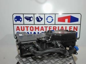 Gebruikte Adblue tank Volkswagen Transporter/Caravelle T6 2.0 TDI Prijs € 332,75 Inclusief btw aangeboden door Automaterialen Ronald Morien B.V.