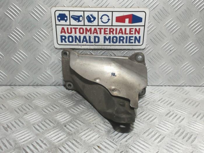 Gebruikte Motorrubber BMW M3 (E92) 4.0 V8 32V Prijs € 25,00 Margeregeling aangeboden door Automaterialen Ronald Morien B.V.