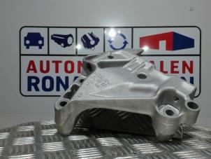 Nieuwe Motorrubber Volkswagen Golf VIII (CD1) 2.0 TDI BlueMotion 16V Prijs € 25,00 Inclusief btw aangeboden door Automaterialen Ronald Morien B.V.