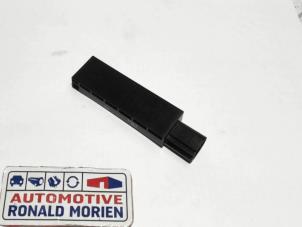 Gebruikte Antenne Volkswagen Golf VII (AUA) 2.0 TDI 150 16V Prijs € 9,99 Inclusief btw aangeboden door Automaterialen Ronald Morien B.V.