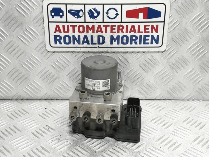 Gebruikte ABS Pomp Opel Karl 1.0 12V Prijs € 49,00 Margeregeling aangeboden door Automaterialen Ronald Morien B.V.
