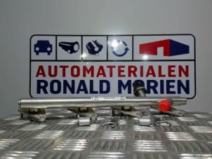 Nieuwe Injector brug Mercedes C (R205) C-180 1.6 16V Prijs € 60,50 Inclusief btw aangeboden door Automaterialen Ronald Morien B.V.