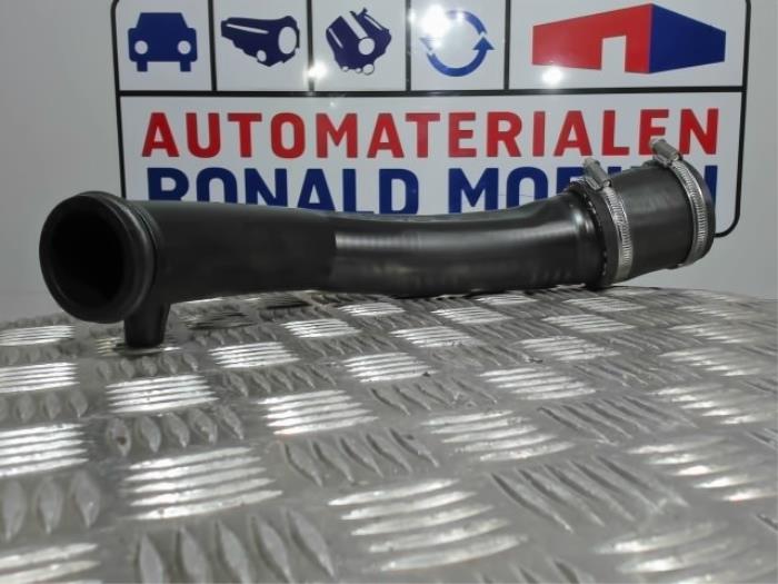 Nieuwe Turbo Pijp Mercedes C (R205) C-180 1.6 16V Prijs € 16,34 Inclusief btw aangeboden door Automaterialen Ronald Morien B.V.