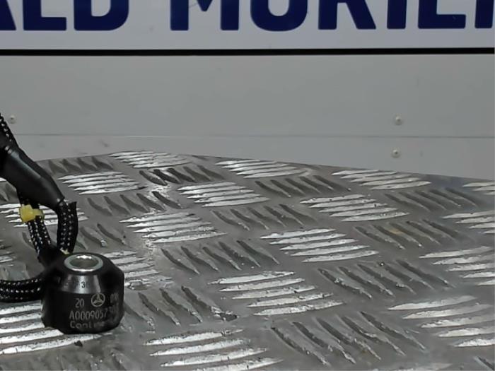Pingelsensor van een Mercedes-Benz C (R205) C-180 1.6 16V 2020