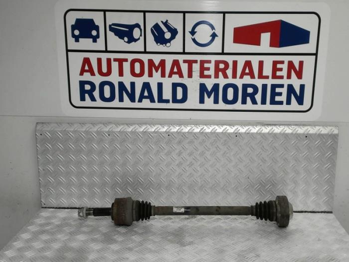 Gebruikte Aandrijfas rechts-achter Ssang Yong Rodius 2.0 e-200 Xdi 16V 4WD Prijs € 49,00 Margeregeling aangeboden door Automaterialen Ronald Morien B.V.