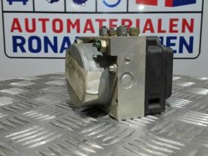 Gebruikte ABS Pomp Renault Grand Scénic II (JM) 1.6 16V Prijs € 50,00 Margeregeling aangeboden door Automaterialen Ronald Morien B.V.