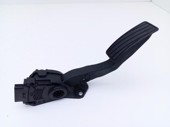 Gebruikte Gaspedaalpositie Sensor Suzuki Swift (ZA/ZC/ZD1/2/3/9) 1.3 VVT 16V Prijs € 10,00 Margeregeling aangeboden door Automaterialen Ronald Morien B.V.