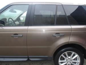 Gebruikte Portier 4Deurs links-achter Landrover Range Rover Sport (LS) 3.0 S TDV6 Prijs € 325,00 Margeregeling aangeboden door Automaterialen Ronald Morien B.V.