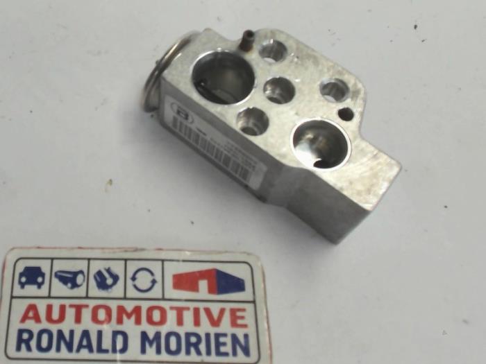 Gebruikte Airco expansieklep Audi A4 Avant (B8) 1.8 TFSI 16V Prijs € 35,00 Margeregeling aangeboden door Automaterialen Ronald Morien B.V.