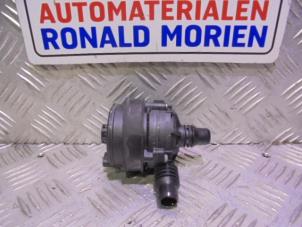 Gebruikte Extra waterpomp BMW i3 (I01) i3 120Ah Prijs € 90,75 Inclusief btw aangeboden door Automaterialen Ronald Morien B.V.