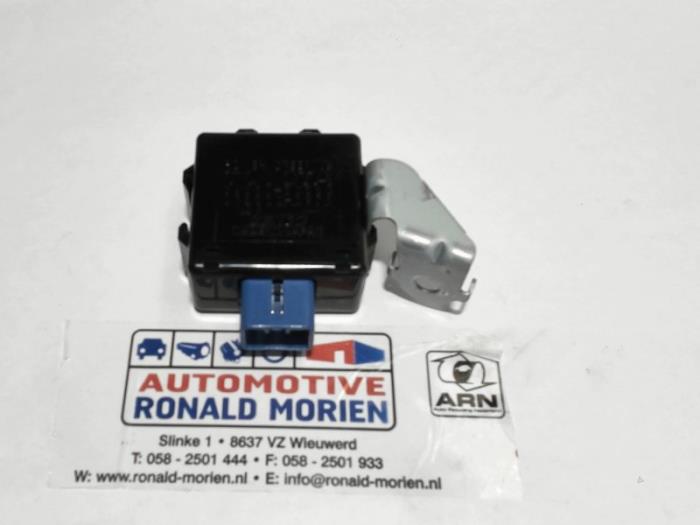 Gebruikte Stuurbekrachtiging Computer Lexus GS (..S16) 300 3.0 24V VVT-i Prijs € 25,00 Margeregeling aangeboden door Automaterialen Ronald Morien B.V.