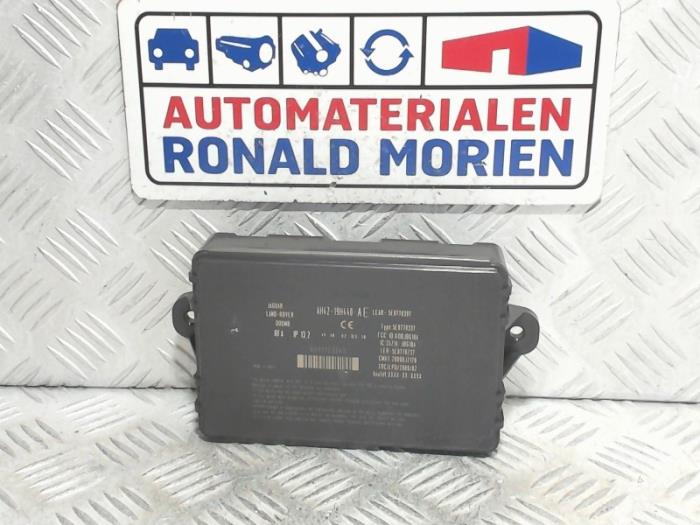 Gebruikte Module keyless vehicle Landrover Range Rover Sport (LS) 3.0 S TDV6 Prijs € 65,00 Margeregeling aangeboden door Automaterialen Ronald Morien B.V.