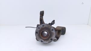 Gebruikte Fusee rechts-voor Volkswagen Transporter T5 1.9 TDi Prijs € 54,99 Inclusief btw aangeboden door Automaterialen Ronald Morien B.V.