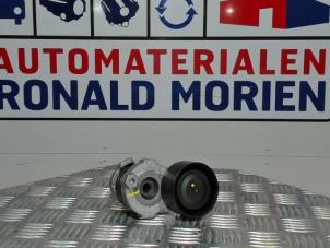 Nieuwe Spanner multiriem Renault Megane IV Grand Coupe (RFBL) 1.2 Energy TCE 130 Prijs € 33,28 Inclusief btw aangeboden door Automaterialen Ronald Morien B.V.