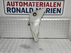 Gebruikte Ruitensproeiertank voor Audi S7 Sportback (4GA/4GF) 4.0 V8 TFSI Prijs € 19,00 Inclusief btw aangeboden door Automaterialen Ronald Morien B.V.