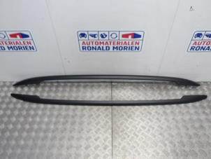 Gebruikte Roofrail set Skoda Fabia III Combi (NJ5) 1.0 TSI 12V Prijs € 107,69 Inclusief btw aangeboden door Automaterialen Ronald Morien B.V.