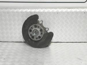 Gebruikte Fusee links-achter Mercedes C Estate (S205) C-43 AMG 3.0 V6 24V Turbo 4-Matic Prijs € 245,00 Margeregeling aangeboden door Automaterialen Ronald Morien B.V.