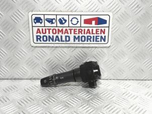 Gebruikte Knipperlicht Schakelaar Peugeot iOn iOn Prijs € 29,00 Margeregeling aangeboden door Automaterialen Ronald Morien B.V.