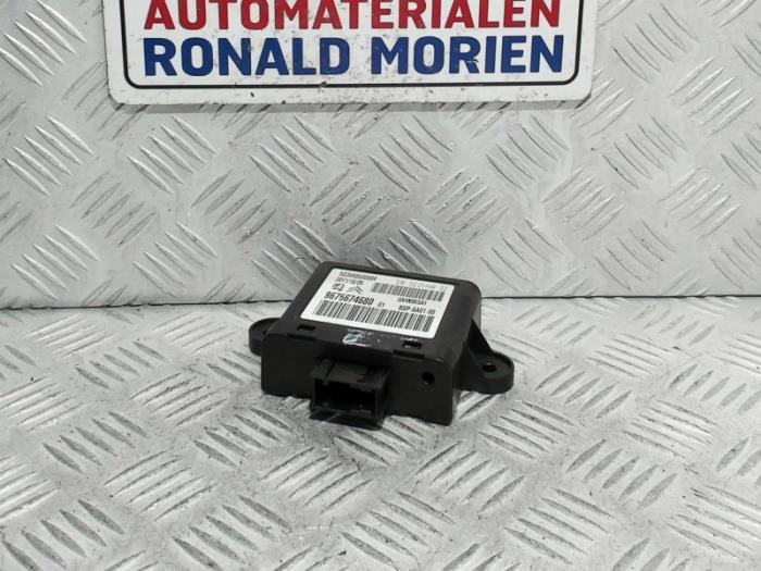 Gebruikte Telefoon Module Peugeot iOn iOn Prijs € 19,00 Margeregeling aangeboden door Automaterialen Ronald Morien B.V.