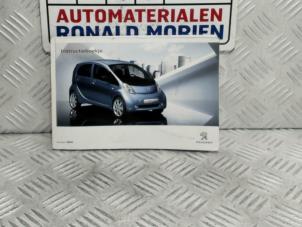 Gebruikte Instructie Boekje Peugeot iOn iOn Prijs € 19,00 Margeregeling aangeboden door Automaterialen Ronald Morien B.V.