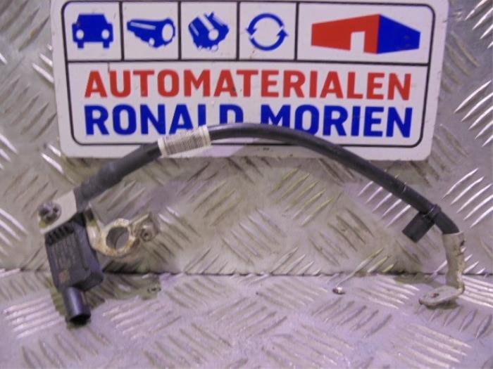 Gebruikte Diversen Ford Fiesta 7 1.0 EcoBoost 12V 100 Prijs € 29,00 Margeregeling aangeboden door Automaterialen Ronald Morien B.V.