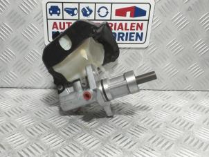 Gebruikte Hoofdremcilinder Audi A7 Sportback (4GA/4GF) 3.0 V6 24V TFSI Quattro Prijs € 99,00 Inclusief btw aangeboden door Automaterialen Ronald Morien B.V.