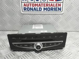 Gebruikte CD Wisselaar Renault Koleos I 2.0 dCi 16V Prijs € 145,00 Margeregeling aangeboden door Automaterialen Ronald Morien B.V.