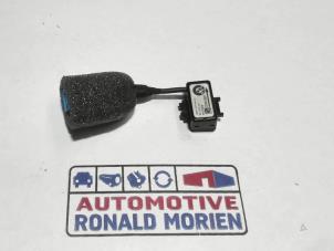 Gebruikte Microfoon BMW 2 serie Active Tourer (F45) 218i 1.5 TwinPower Turbo 12V Prijs € 14,99 Inclusief btw aangeboden door Automaterialen Ronald Morien B.V.