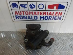 Gebruikte Servopomp Volkswagen Passat Variant (3B6) 2.0 Prijs € 30,00 Margeregeling aangeboden door Automaterialen Ronald Morien B.V.
