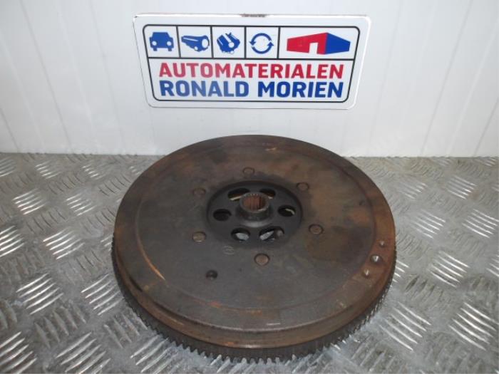 Gebruikte Dubbele massa vliegwiel Audi A4 (B6) 1.8 T 20V Prijs € 35,00 Margeregeling aangeboden door Automaterialen Ronald Morien B.V.
