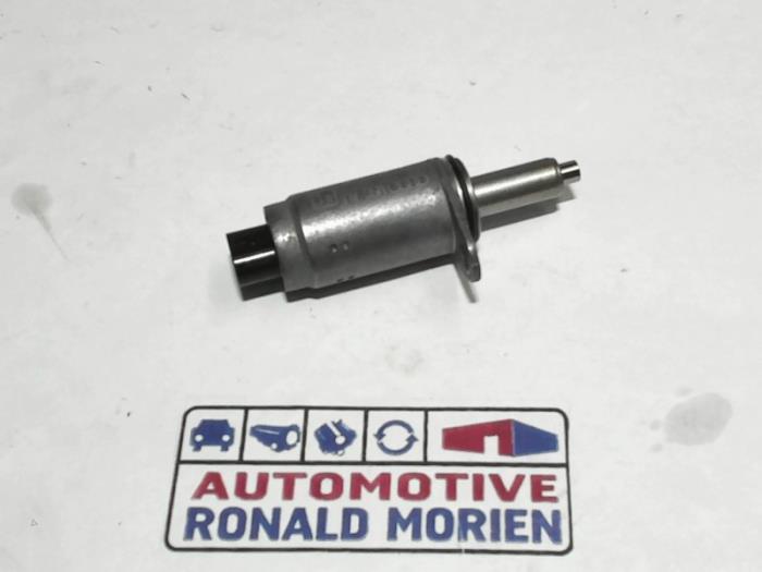 Gebruikte Nokkenas Sensor Volkswagen Golf VII (AUA) 2.0 GTI 16V Performance Package Prijs € 21,18 Inclusief btw aangeboden door Automaterialen Ronald Morien B.V.