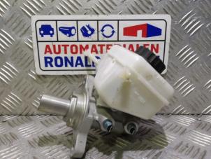 Gebruikte Hoofdremcilinder BMW 1 serie (F20) M135i 3.0 24V Prijs € 49,00 Margeregeling aangeboden door Automaterialen Ronald Morien B.V.