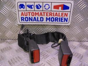 Gebruikte Veiligheidsgordel midden-achter BMW 1 serie (F20) M135i 3.0 24V Prijs € 24,00 Margeregeling aangeboden door Automaterialen Ronald Morien B.V.