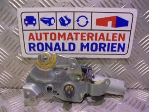 Gebruikte Stoelmotor BMW 1 serie (F20) M135i 3.0 24V Prijs € 75,00 Margeregeling aangeboden door Automaterialen Ronald Morien B.V.